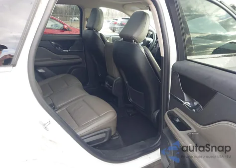 2024 Lincoln Corsair Grand Touring z USA, uszkodzony, nr VIN 5LMTJ5DZ9RUL08752